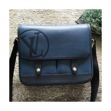 Louis Vitton Epi Mens Messenger Cross Bag,11.3cm/29cm - 루이비통 에삐 남성용 메신저 크로스백  M53492,LOUB0260,11.3cm/29cm