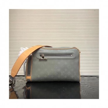 [루이비통] 모노그램 카메라 크로스백 lv0039b - Louis Vuitton Monogram Camera CrossBag