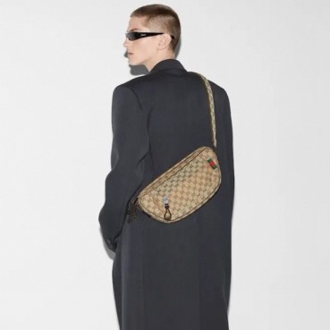 구찌 남성 GG 슬링백 - Gucci Mens GG Fanny Bag 