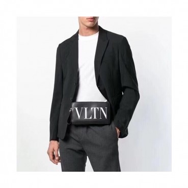 발렌티노 남성 블랙 힙색 - Valentino Mens Black Hip Sack 