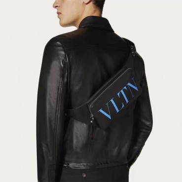발렌티노 남성 블랙 힙색 - Valentino Mens Black Hip Sack 