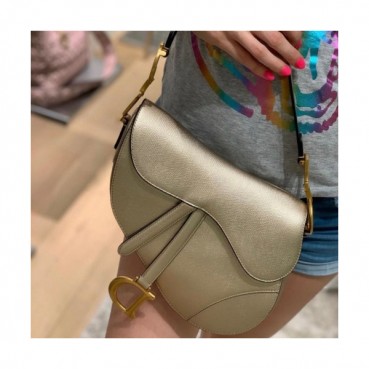 디올  여성 클래식 새들백 Size(19.5cm/25.5cm) 골드 - Dior   Women's Classic Saddle Bag Dio01618x Gold