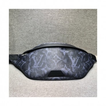 [루이비통] Louis Vuitton 2020 Men's Leather Hip Sack,44cm - 루이비통 2020 남성용 레더 힙색,44cm,LOUB2272,닥크그레이