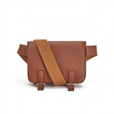 Loewe 2020 Leather Mens Hip Sack Bumbag,18CM - 로에베 2020 남성용 레더 힙색 범백,LOEB0400, 18CM, 브라운