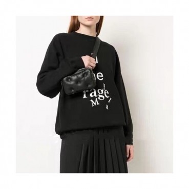 Maison Margiela 2020 Leather Hip Sack,17.5cm - 메종 마르지엘라 2020 레더 힙색,MMB0039,17.5cm,블랙