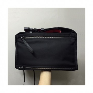 Givenchy  2019 Nylon Hip Sack Belt Bag / Shoulder Bag,30cm - 지방시 2019 나일론 남성용 힙색 벨트백 / 숄더백,GVB0216,30cm,블랙