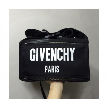 Givenchy  2019 Nylon Hip Sack Belt Bag / Shoulder Bag,30cm - 지방시 2019 나일론 남성용 힙색 벨트백 / 숄더백,GVB0212,30cm,블랙