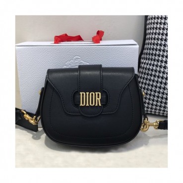 Dior 2019 Leather Saddle Shoulder Bag ,22.5CM - 디올 2019 레더 새들 숄더백,DIOB0202,22.5CM,블랙