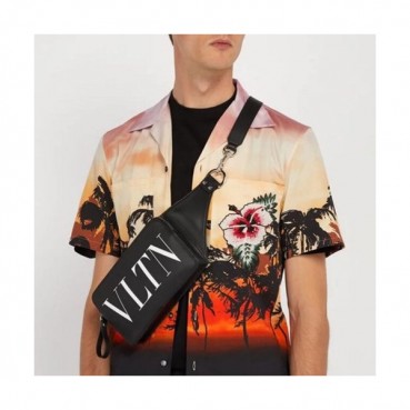 Valentino 2019 Leather  Belt Bag,19/23.5CM - 발렌티노 2019 레더 남여공용 벨트백,VTB0213,19/23.5CM,블랙