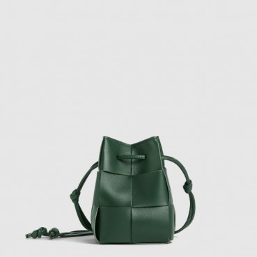 보테가 베네타 여성 카세트 미니 크로스바디 버킷 백 - Bottega veneta Womens Cassette Mini Crossbody Bucket Bag 
