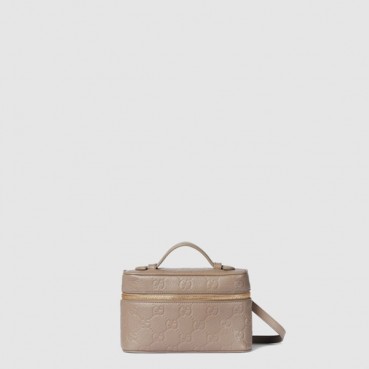 구찌 여성 GG 엠블럼 수퍼 미니백 - Gucci Womens GG Emblem Super Mini Bag 