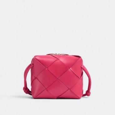 보테가베네타 여성 핑크 미니 카세트백 - Bottaga Veneta Womens Pink Cassette Bag 