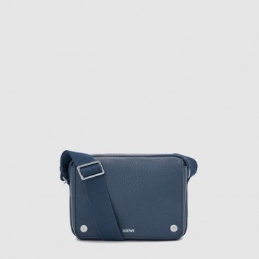 로에베 남성 미디엄 페블 메신저 백 - Loewe Mens Medium Pebble Messenger Bag 