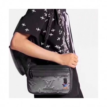 Louis Vuitton 2020 2054 Messenger Shoulder Bag,24cm - 루이비통 2020 2054 남여공용 메신저 숄더백 M55698 ,LOUB1917,24cm,블랙