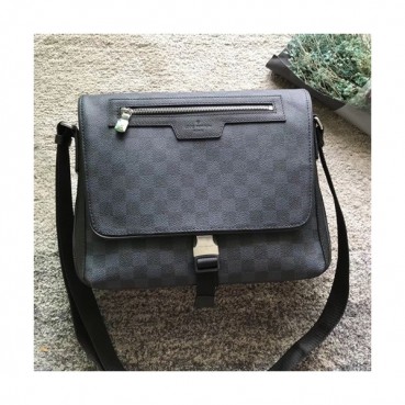 Louis Vitton Match Point Messenger Shoulder Bag,29.5cm - 루이비통  매치포인트 메신저 숄더백 N40019,LOUB0266 ,29.5cm,블랙