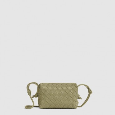 보테가 베네타 여성 미니 루프 카메라 백 - Bottega veneta Womens Mini Loop Camera Bag 