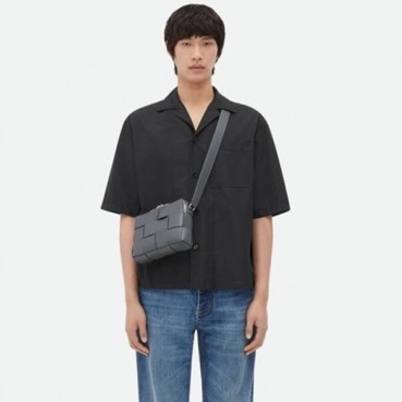 보테가베네타 남성 그레이 카메라백 - Bottega Veneta Mens Gray Camera Bag 