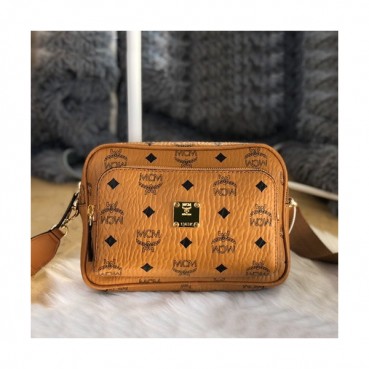 MCM 2019 Visetos Camera Shoulder Cross Bag,22cm - 엠씨엠 2019 여성용 비세토스 카메라 숄더 크로스백 MCMB0415, 22cm,브라운
