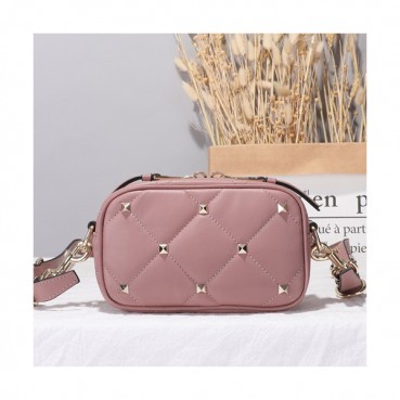 Valentino 2019 Leather Garavani Boomstud Camera Small Shoudler Bag,18CM - 발렌티노 2019 여성용 레더 가라바니 봄스터드  카메라 스몰 숄더백 ,VTB0526,18CM,핑크