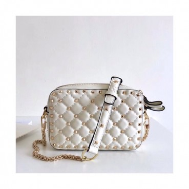 Valentino 2019 Leather Ruckstud Spike Camera Small Shoudler Bag,18.5CM - 발렌티노 2019 여성용 레더 락스터드 스파이크 카메라 스몰 숄더백 ,VTB0305,18.5CM,화이트