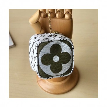Louis Vuitton 2019 Womens Cube Coin Purse  - 루이비통 2019 여성 큐브 코인 퍼스 LOUW0022.그린