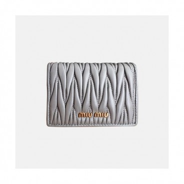 18/19 MiuMiu Ladies Matelassé Logo Small Wallet 5MV204 - 미우미우 마테라쎄 로고 남자 반지갑 MIU0074X  8CM
