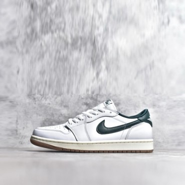 나이키 남/녀 로우 스니커즈 - Nike Air Jordan AJ1 Retro Low Unisex Sneaker 