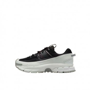 나이키 남/녀 줌 보메로 스니커즈 - Nike Zoom Vomero Unisex Sneaker 