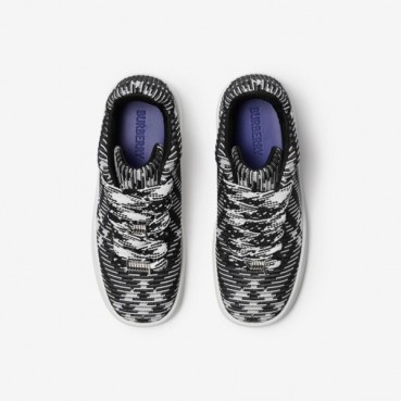 버버리 남/녀 블랙 스니커즈 - Burberry Unisex Black Sneakers 