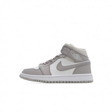 나이키 남/녀 그레이 하이탑 스니커즈 - Nike Air Jordan 1 Mid Unisex Sneakers 