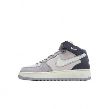 나이키 남/녀 그레이 하이탑 스니커즈 - Nike Air Force 1 Unisex Sneakers 