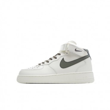 나이키 남/녀 카키 하이탑 스니커즈 - Nike Air Force 1 Unisex Sneakers 
