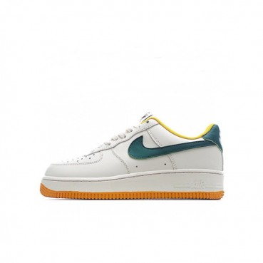 나이키 남/녀 그린 스니커즈 - Nike Air Force 1 Unisex Sneakers 