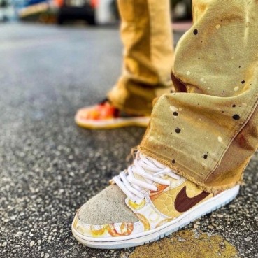 나이키 남/녀 그린 스니커즈 - Nike SB Dunk Low Unisex Sneakers 