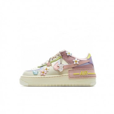 나이키 여성 연핑크 스니커즈 - Nike Air Force 1 Womens Sneakers 