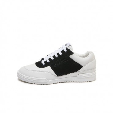 샤넬 여성 블랙 스니커즈 - Chanel Womens Black Sneakers 