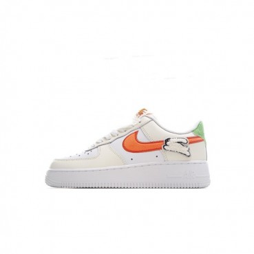 나이키 남/녀 화이트 스니커즈 - Nike Air Force 1 Unisex Sneakers 