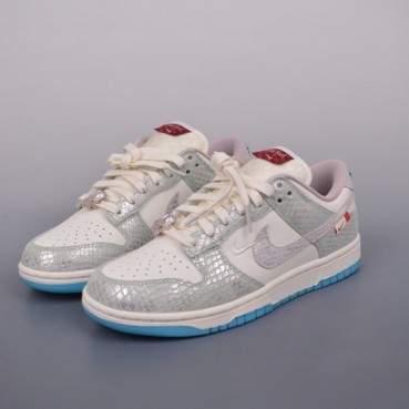 나이키 남/녀 그레이 스니커즈 - Nike SB Dunk Unisex Gray Sneakers 