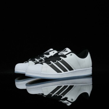 아디다스 x korn 남/녀 블랙 스니커즈 - Adidas x Korn Unisex Black Sneakers 