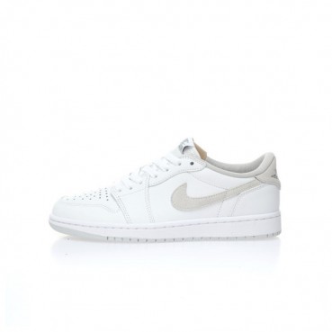 나이키 x Air Jordan 남/녀 화이트 스니커즈 - Nike Unisex White Sneakers 