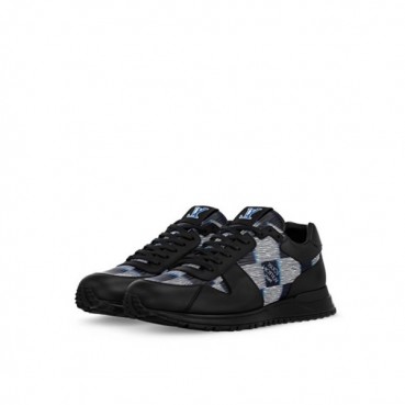 루이비통 남성 블랙 스니커즈 - Louis vuitton Mens Run Away Sneakers 