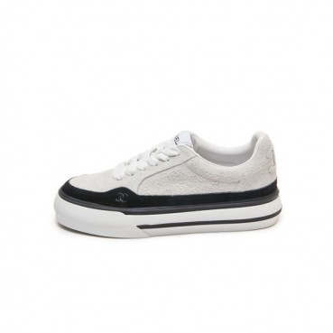 샤넬 여성 카프스킨 화이트 스니커즈 - Chanel Womens White Sneakers 