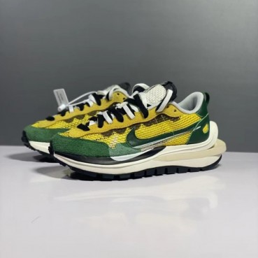 나이키 남/녀 그린 사카이 와플 - Nike Unisex Green Sacai VaporWaffle 