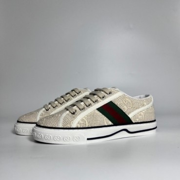 구찌 남/녀 베이지 스니커즈 - Gucci Unisex Beige Sneakers