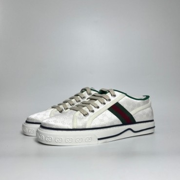 구찌 남/녀 화이트 스니커즈 - Gucci Unisex White Sneakers