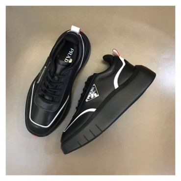 프라다 남성 블랙 스니커즈 - Prada Mens Black Sneakers 