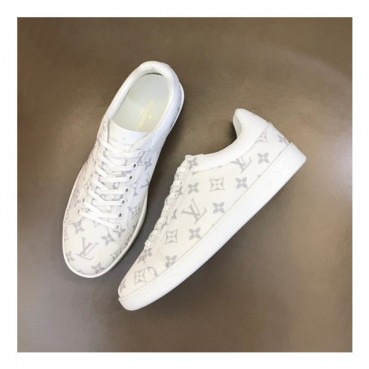 루이비통 남성 화이트 스니커즈 - Louis vuitton Mens White Sneakers 