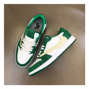 루이비통 남성 그린 스니커즈 - Louis vuitton Mens Green Sneakers 