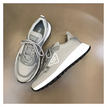 프라다 남성 그레이 스니커즈 - Prada Mens Gray Sneakers 