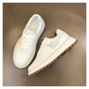 루이비통 남성 화이트 스니커즈 - Louis vuitton Mens White Sneakers 